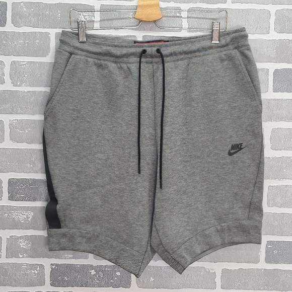 Nike Other - Nike Men's Gray and Black Tech Shorts Size L